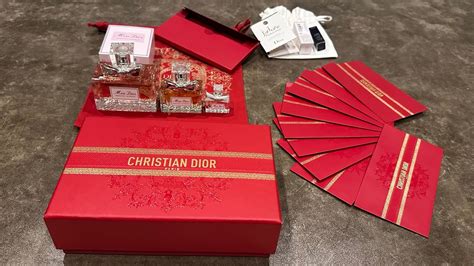 dior lunar new year envelopes